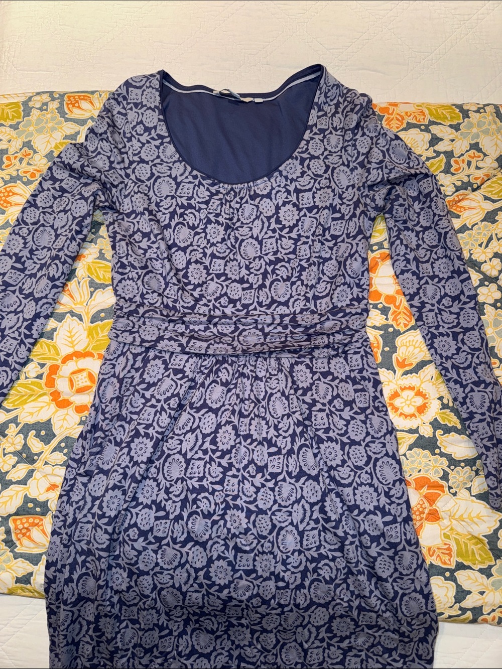Boden Long-Sleeve Navy and Periwinkle Floral Jersey Dress - Picture 5 of 11
